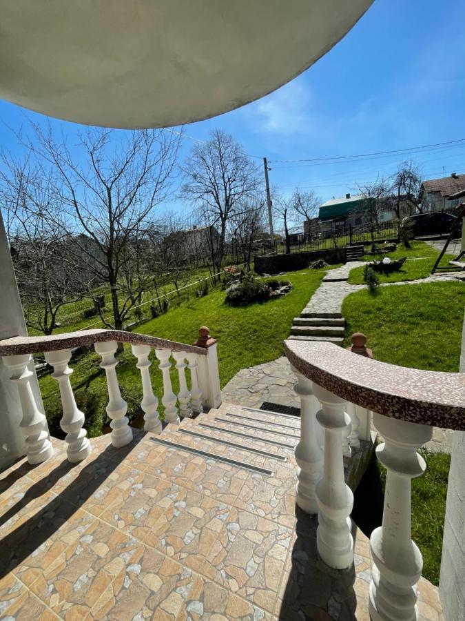 У Михайла Panzió Truszkavec Kültér fotó